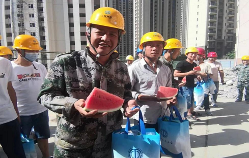 E:\综合办公室\公司活动\员工风采\2022年\“关爱职工 夏送清凉”活动.png